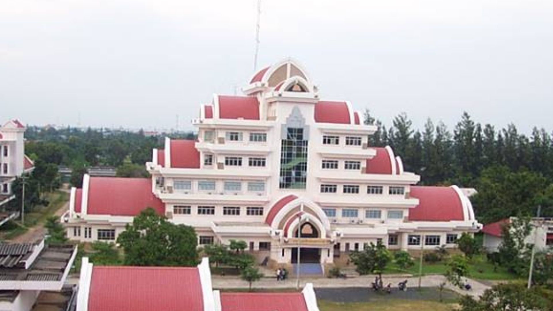 ภาพคณะเทคโนโลยีอุตสาหกรรม
